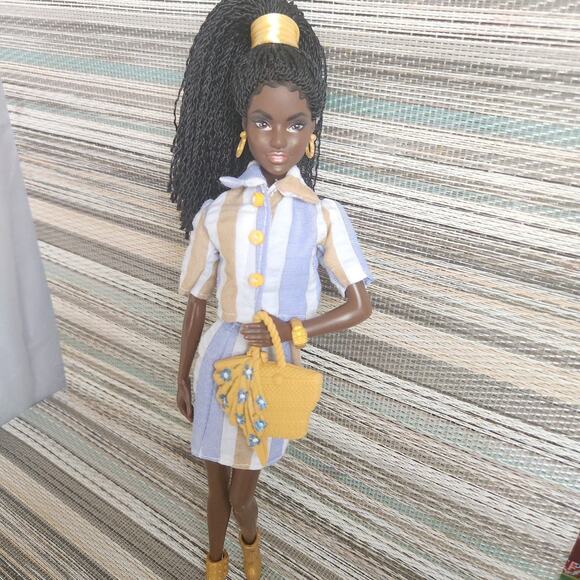 Custom aa barbie model muse styled in modern fashion - Picture 10 of 10